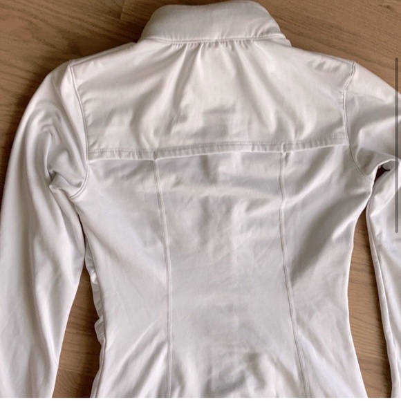 Like New Fabletics Kira Performance Jacket - Picture 3 of 11